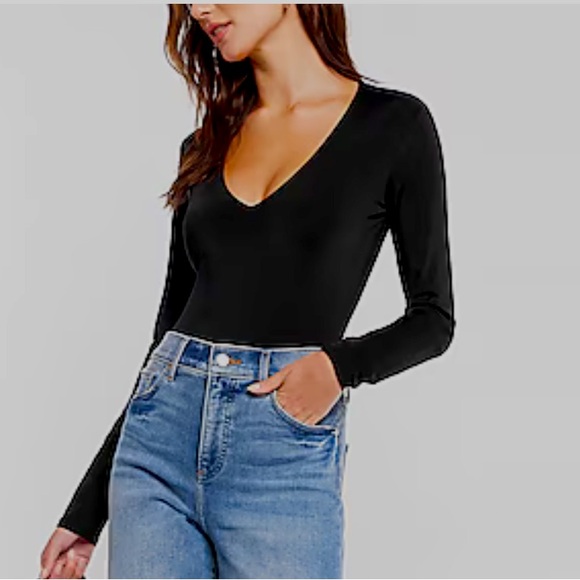 Guess bodysuit *1 - Picture 1 of 3